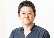 安部 秀弘医師：イクシーファミリー口腔歯科・小児歯科・矯正歯科
